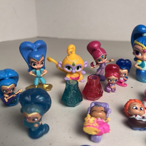 Shimmer & Shine Teenie Genies Nickelodeon Mini Figures Variety Lot + Jibbitz - Picture 10 of 13